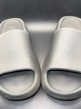 adidas gazelle silver green womens Adidas Yeezy Slide 'Granite' main image 1